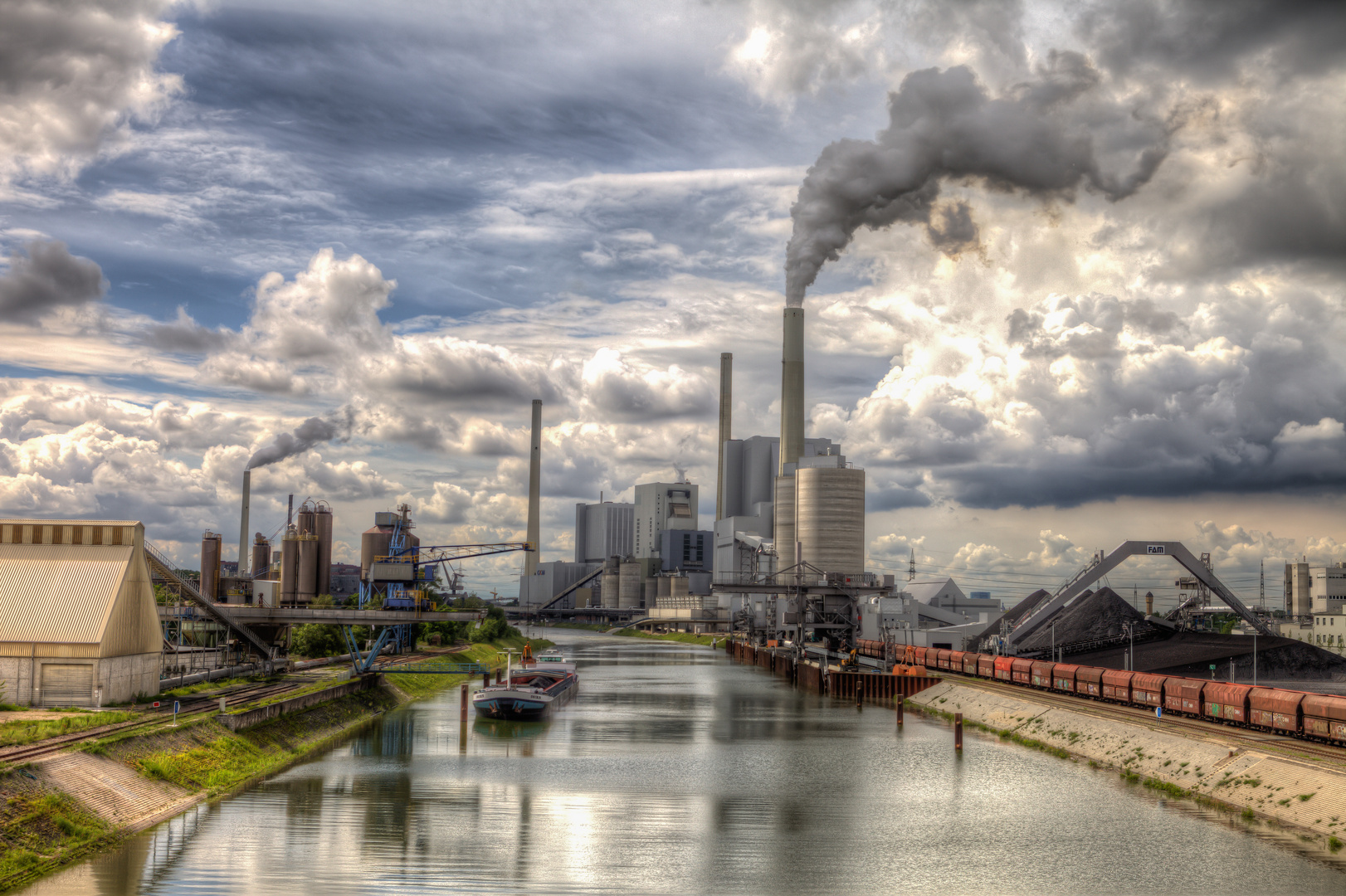 Kraftwerk Foto & Bild | industrie und technik, industrie & landschaft ...