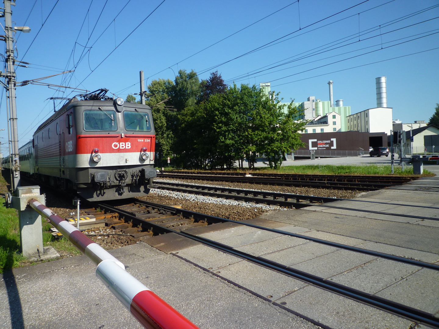 Kraftwerk + Bahn