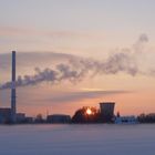 Kraftwerk bei Sonnenuntergang