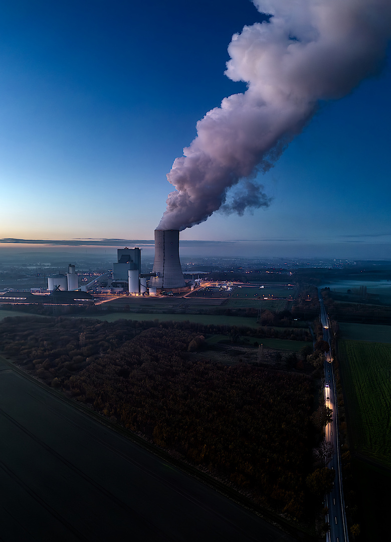 Kraftwerk Datteln zur blauen Stunde