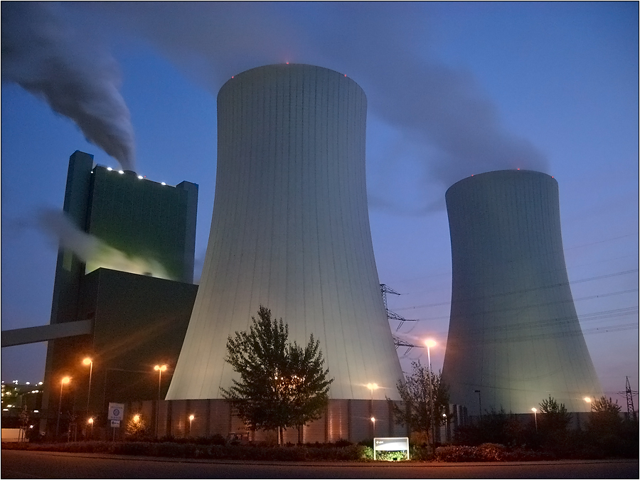 Kraftwerk Schkopau bei Nacht (Teil 2)