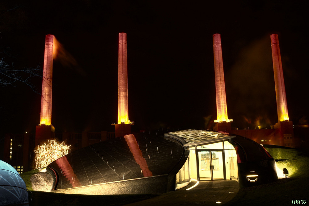 * Kraftwerk und Bentley Pavillion  - Autostadt Wolfsburg *