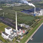 Kraftwerke Wilhelmshaven - modern ist nicht modern genug (Luftbild, aerial).