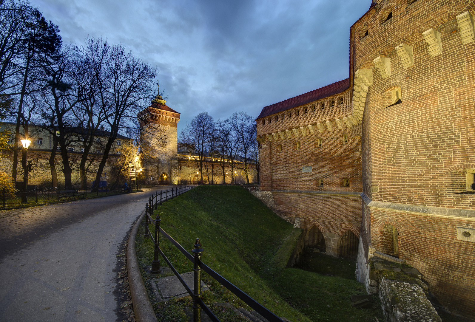 Krakow - Basztowa - Barbakan - Brama Florianska