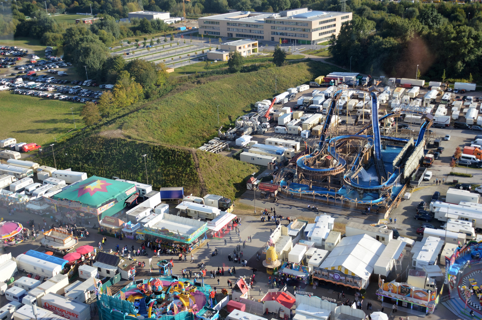 Kramermarkt 2016 Wildwasserbahn von oben