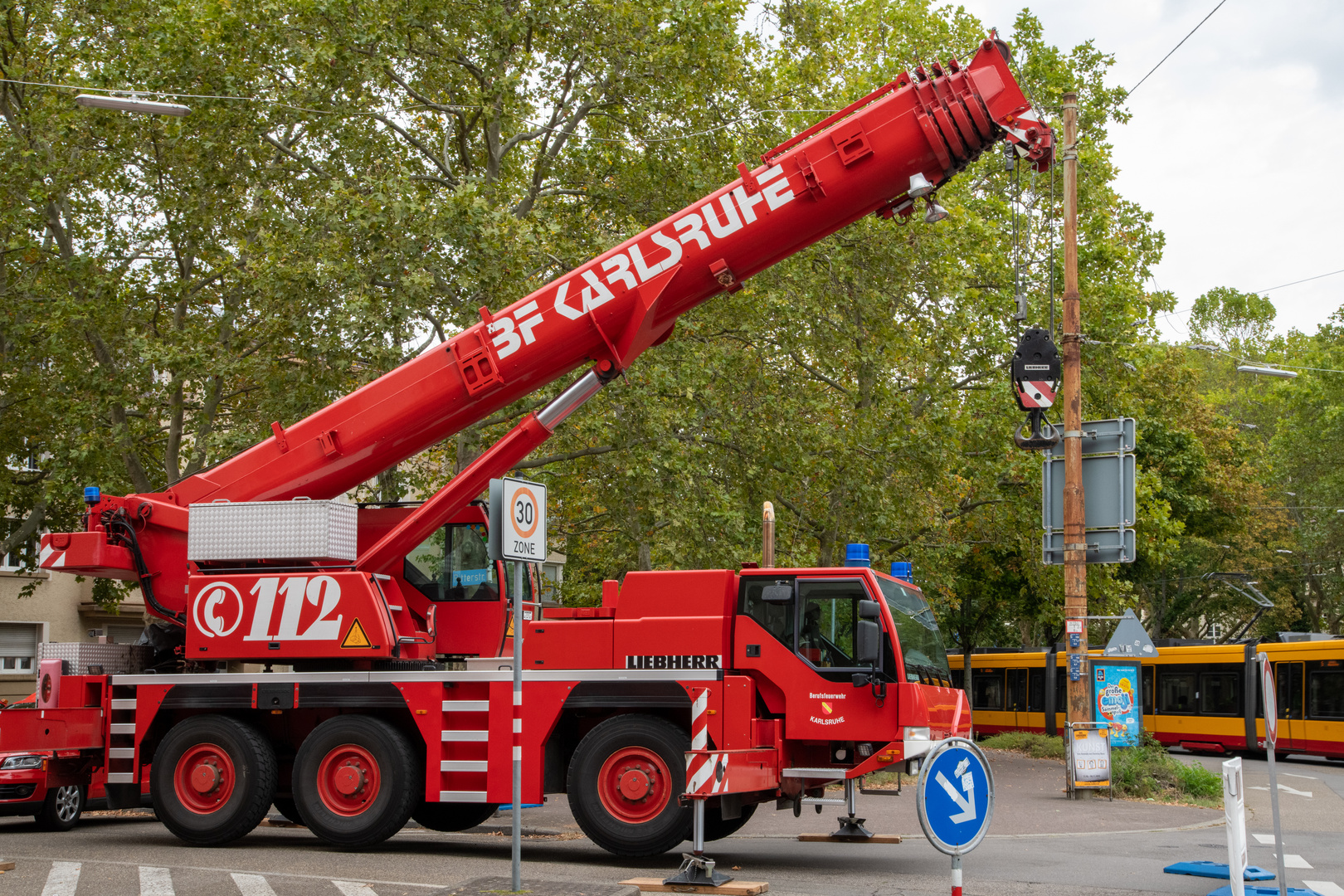 Kran der Feuerwehr Kalsruhe