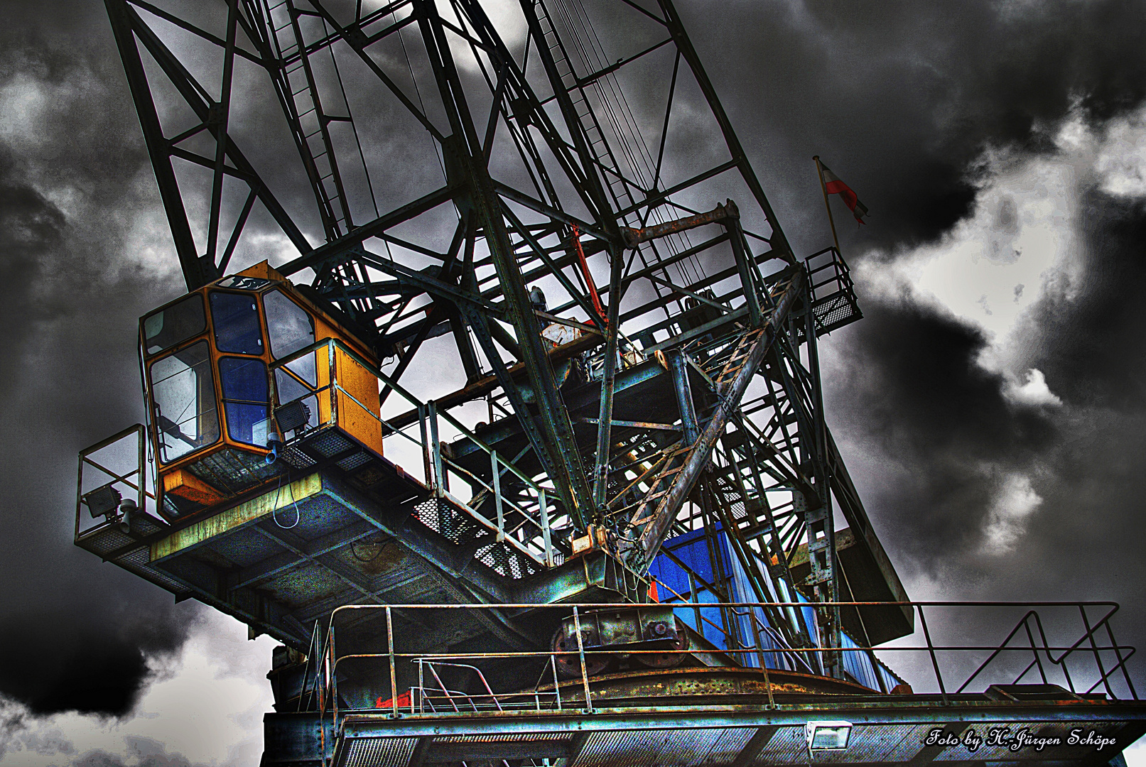 Kran der Harpener Bergbau AG Gustavsburg Hafen