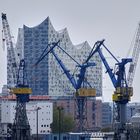 Kranballett vor Elbphilharmonie