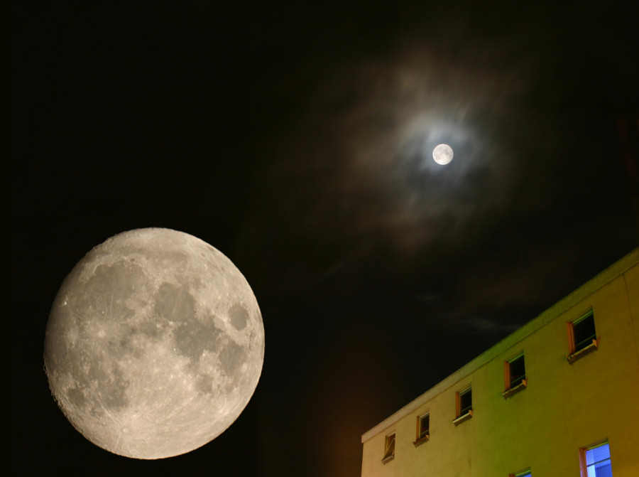 Krankenhaus mit Mond