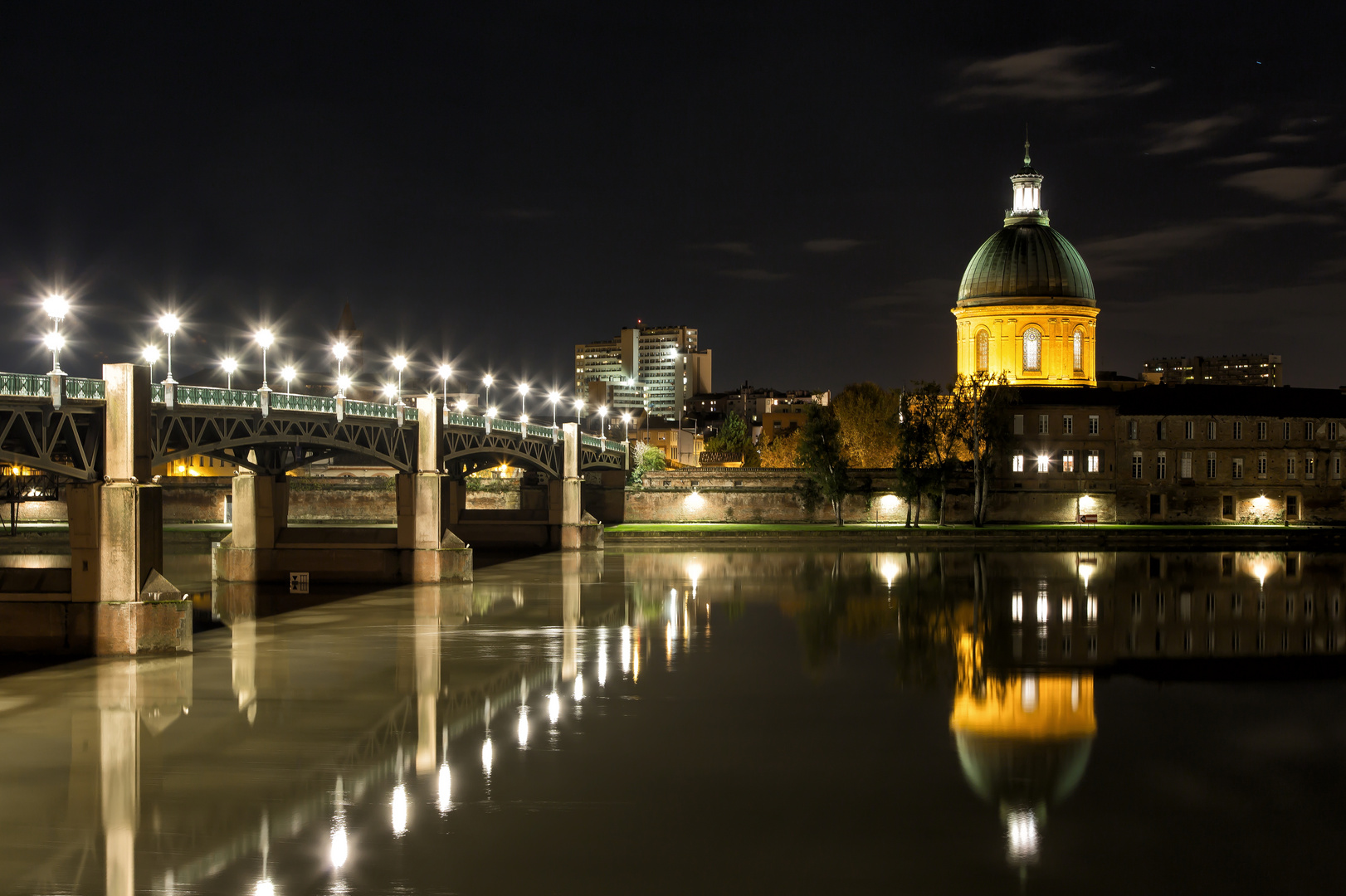 Krankenhauskapelle an der Brücke in Toulouse