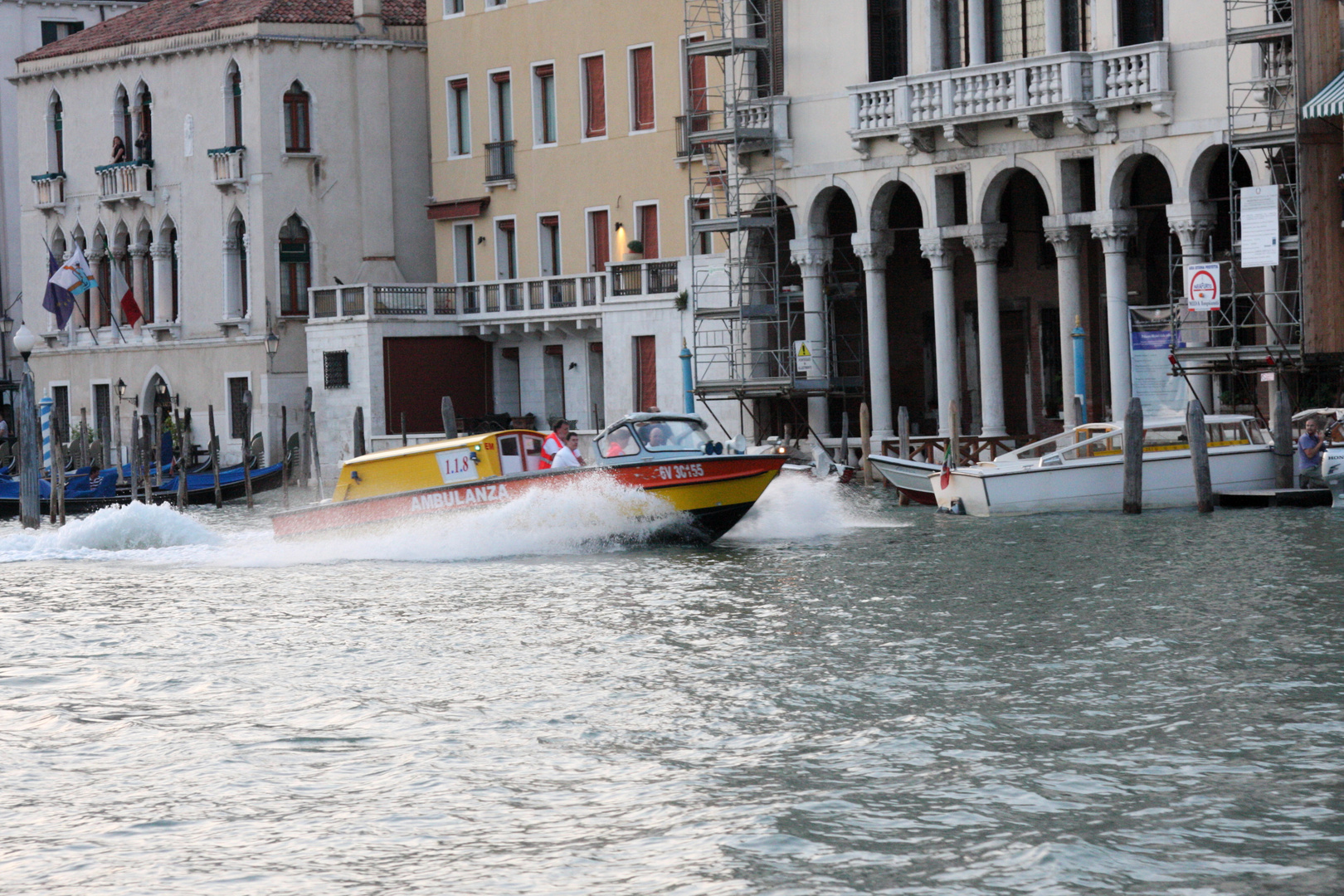 Krankentransport in Venedig