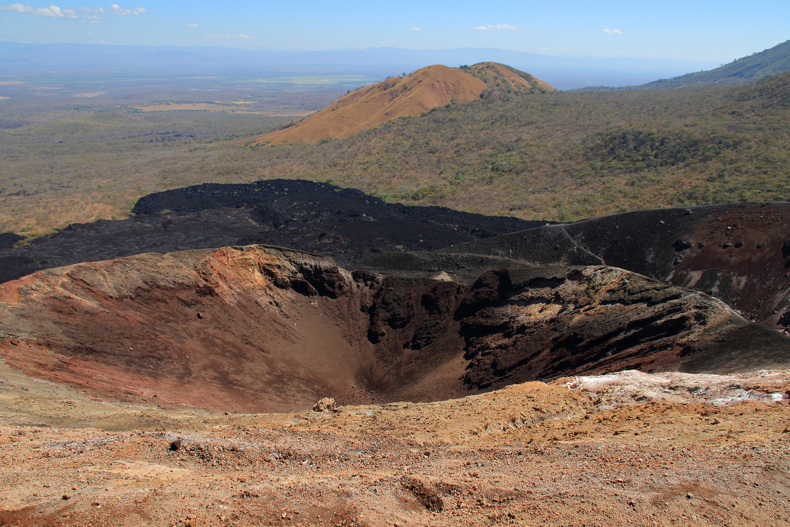 Krater des Vulkans Cerro Negro