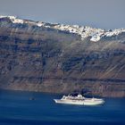 Kraterrand Thira von Akrotiri gesehen