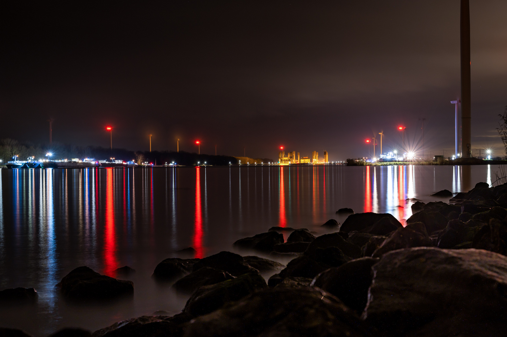 Kreekrakschleuse bei Nacht
