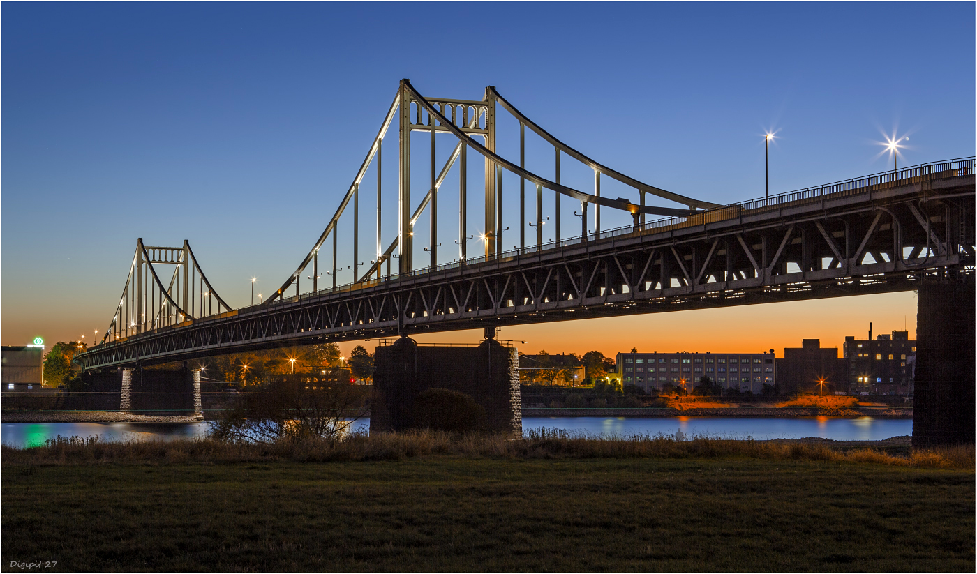 Krefeld Brücke Uerdingen 2018-01