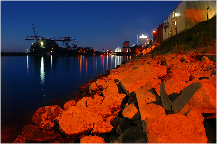 Krefeld Hafen - Hafeneinfahrt