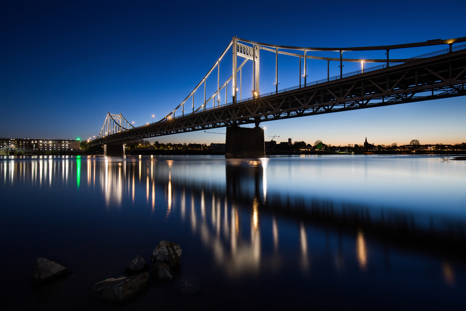 Krefeld-Uerdinger Brücke