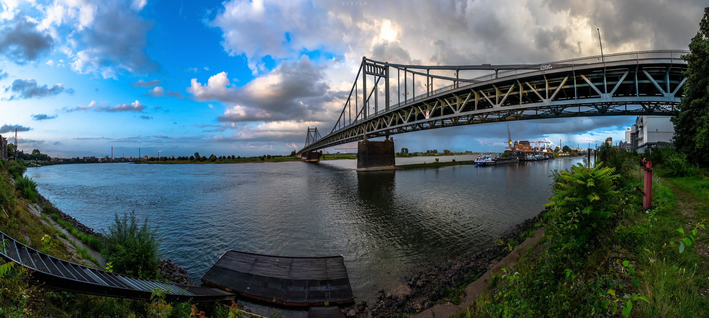 Krefeld-Uerdinger Brücke