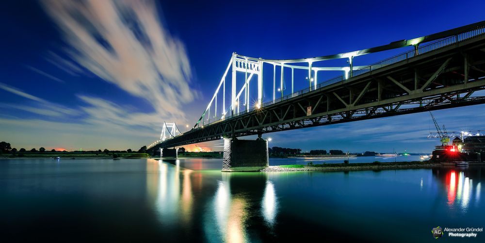 Krefeld-Uerdinger Brücke