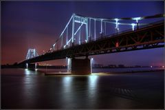 Krefeld-Uerdinger Rheinbrücke ...