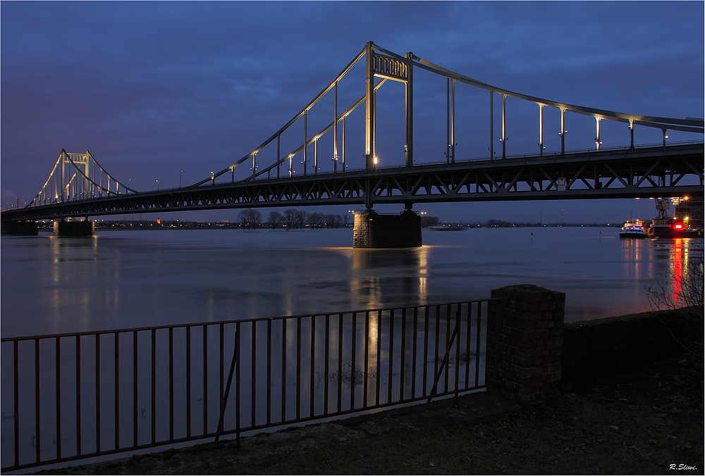 Krefelder Brücke