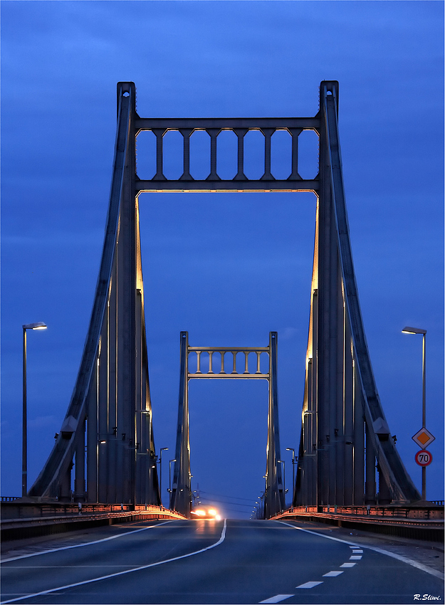 Krefelder Brücke V