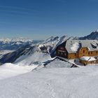 Krefelder Hütte im März