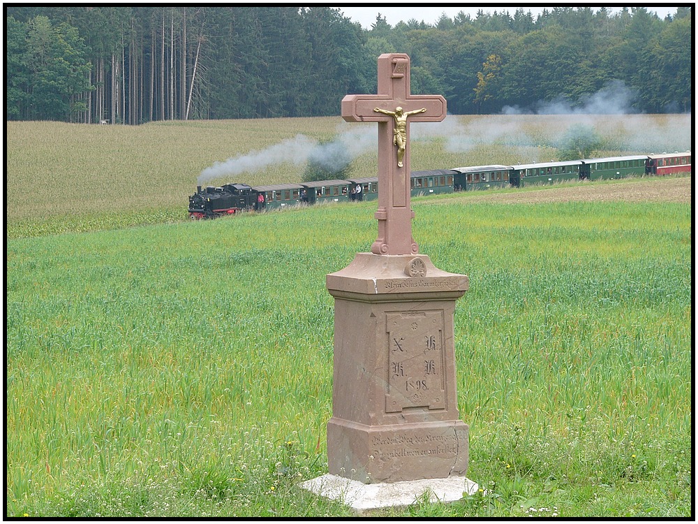 Kreuz am Wegesrand