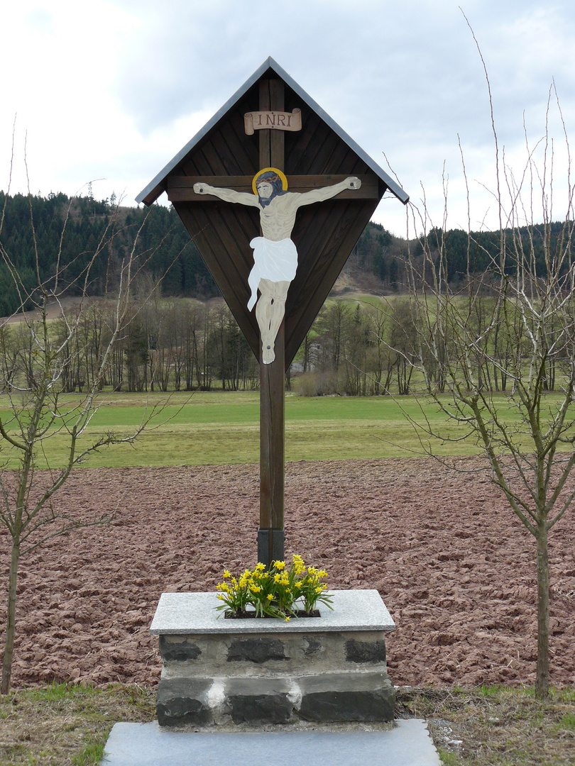 Kreuz am Wegesrand