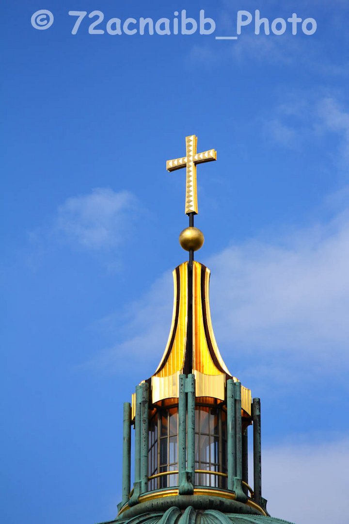 Kreuz auf dem Berliner Dom