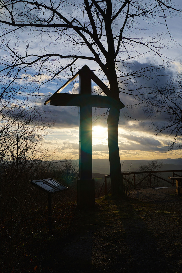 Kreuz auf dem Hülfensberg