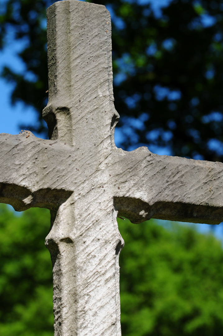 Kreuz auf dem Riensberger Friedhof in Bremen