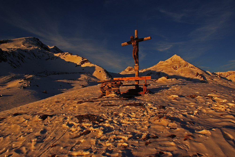 Kreuz im Abendrot...