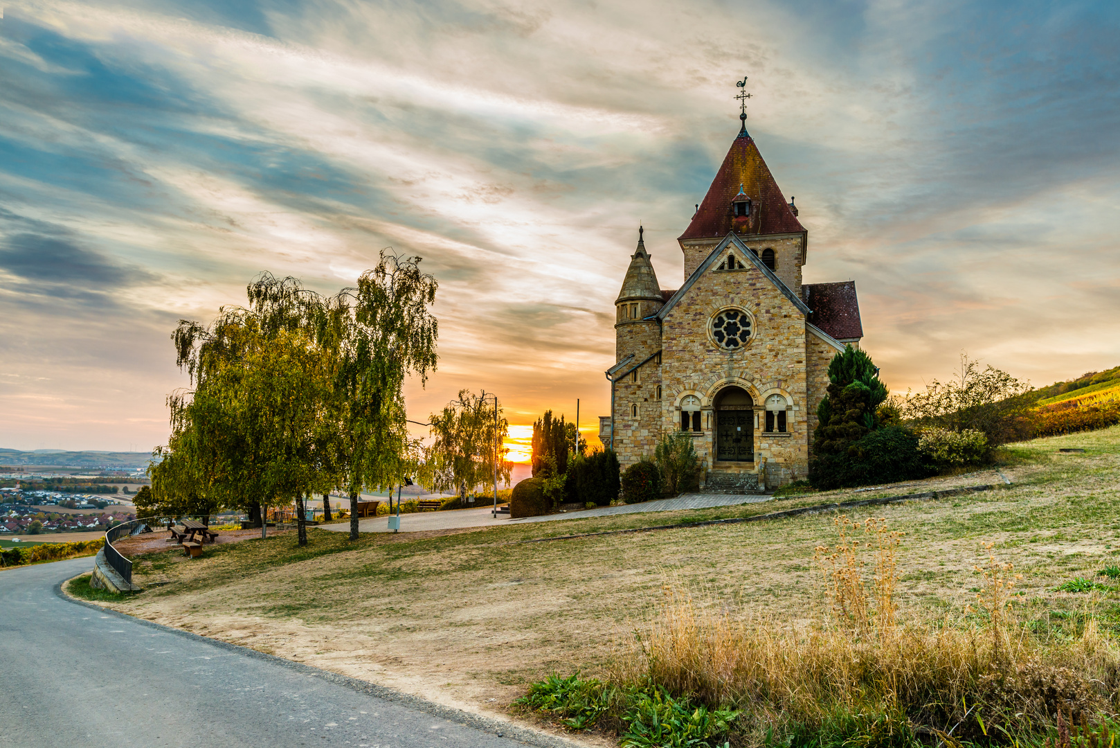 Kreuz-Kapelle-Gau-Bickelheim 13