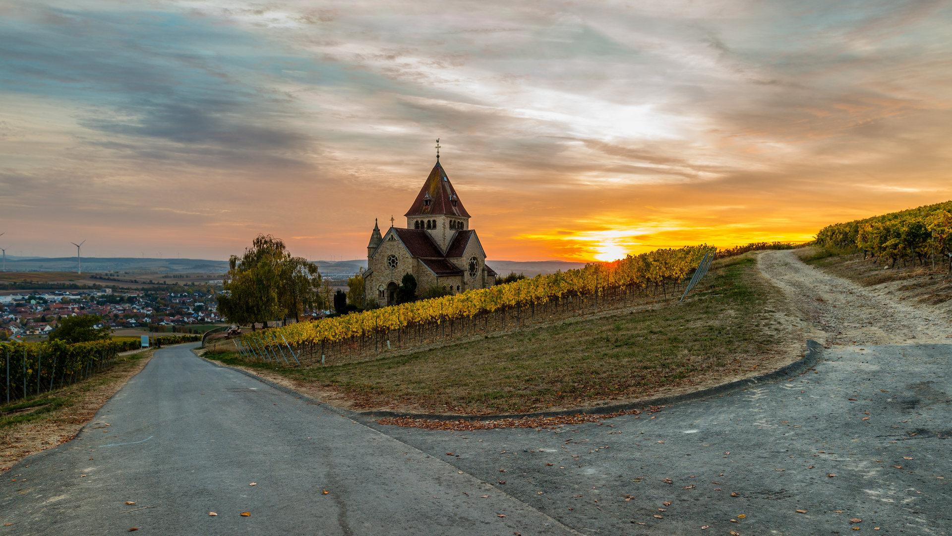 Kreuz-Kapelle-Gau-Bickelheim 26