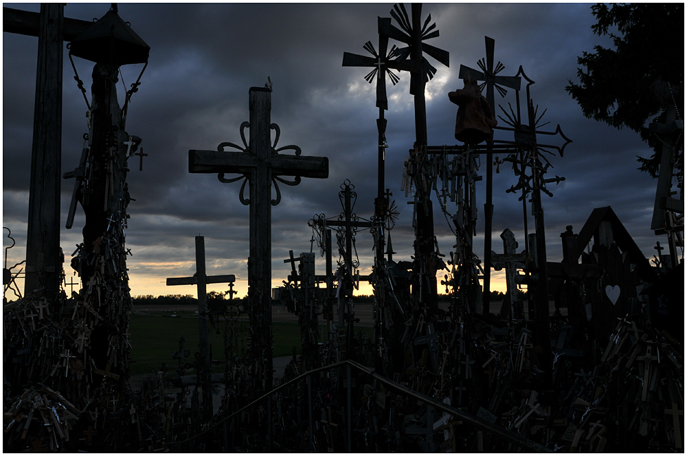 Kreuz und Quer am Berg der Kreuze - Litauen