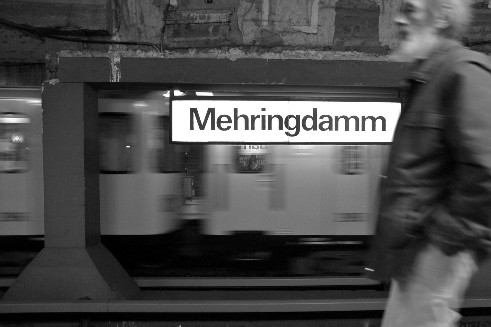 Kreuzberg U-Bahnhof Mehringdamm