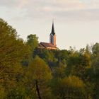 Kreuzbergkirche Burglengenfeld in der Abendsonne