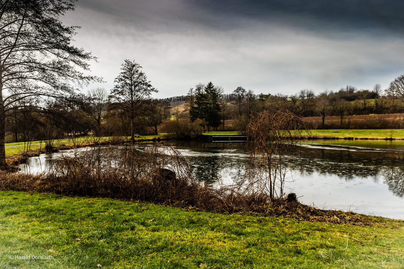 Kreuzbergsee unter Wolken