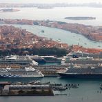 Kreuzfahrthafen in Venedig