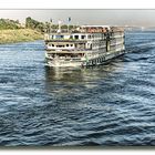 Kreuzfahrtschiff auf dem Nil