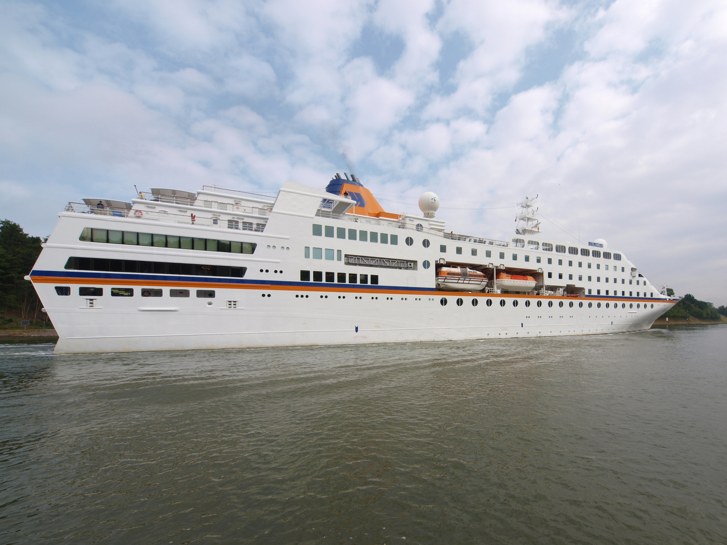 Kreuzfahrtschiff COLUMBUS