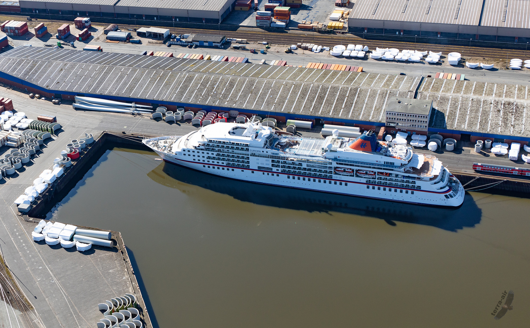 Kreuzfahrtschiff Europa (Luftbild, aerial)