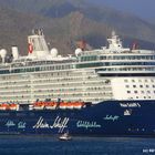 Kreuzfahrtschiff "Mein Schiff 3" verlässt den Hafen Teneriffa Santa Cruz de Teneriffe