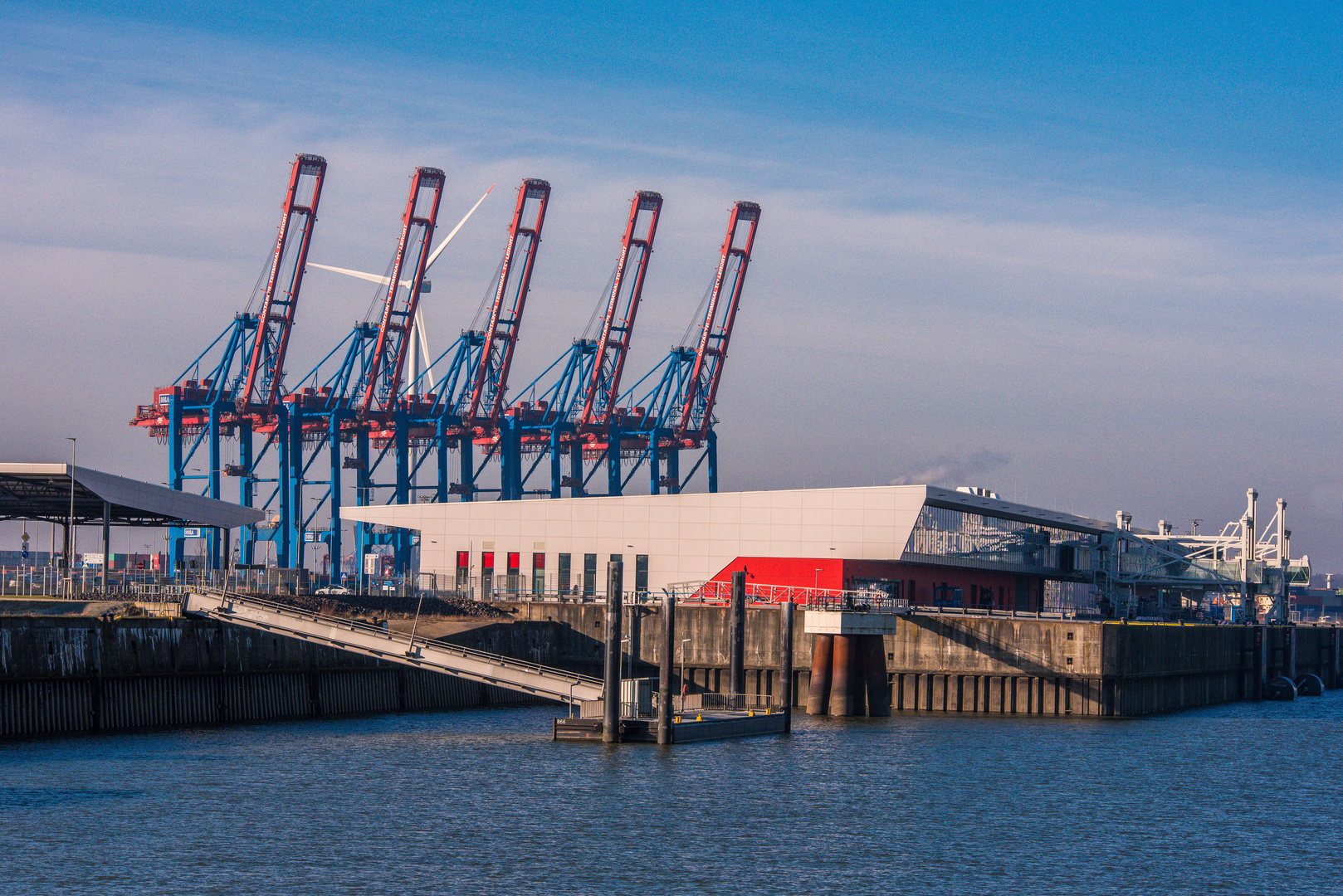 steinwerder cruise terminal taxi