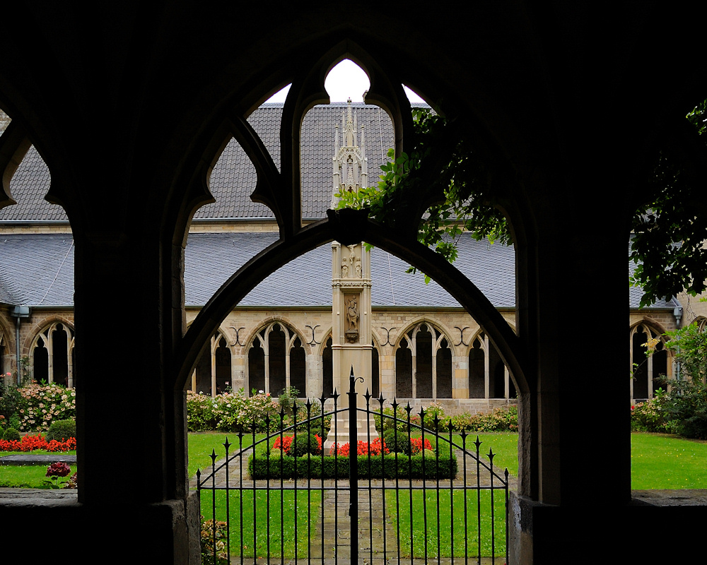 Kreuzgang Dom zu Xanten 2