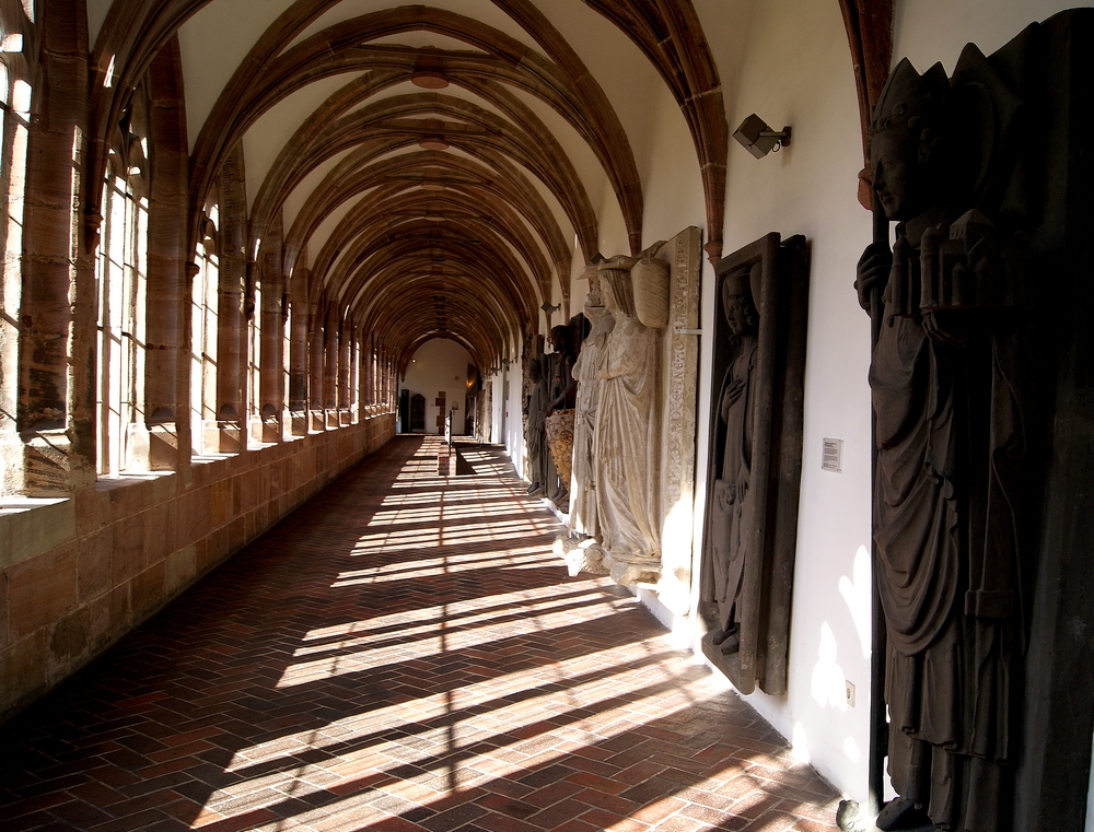 Kreuzgang im ehemaligen Kloster in Nürnberg - jetzt Germanisches Nationalmuseum Nürnberg