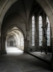 Kreuzgang im Magdeburger Dom "Blick zum Brunnenhaus"