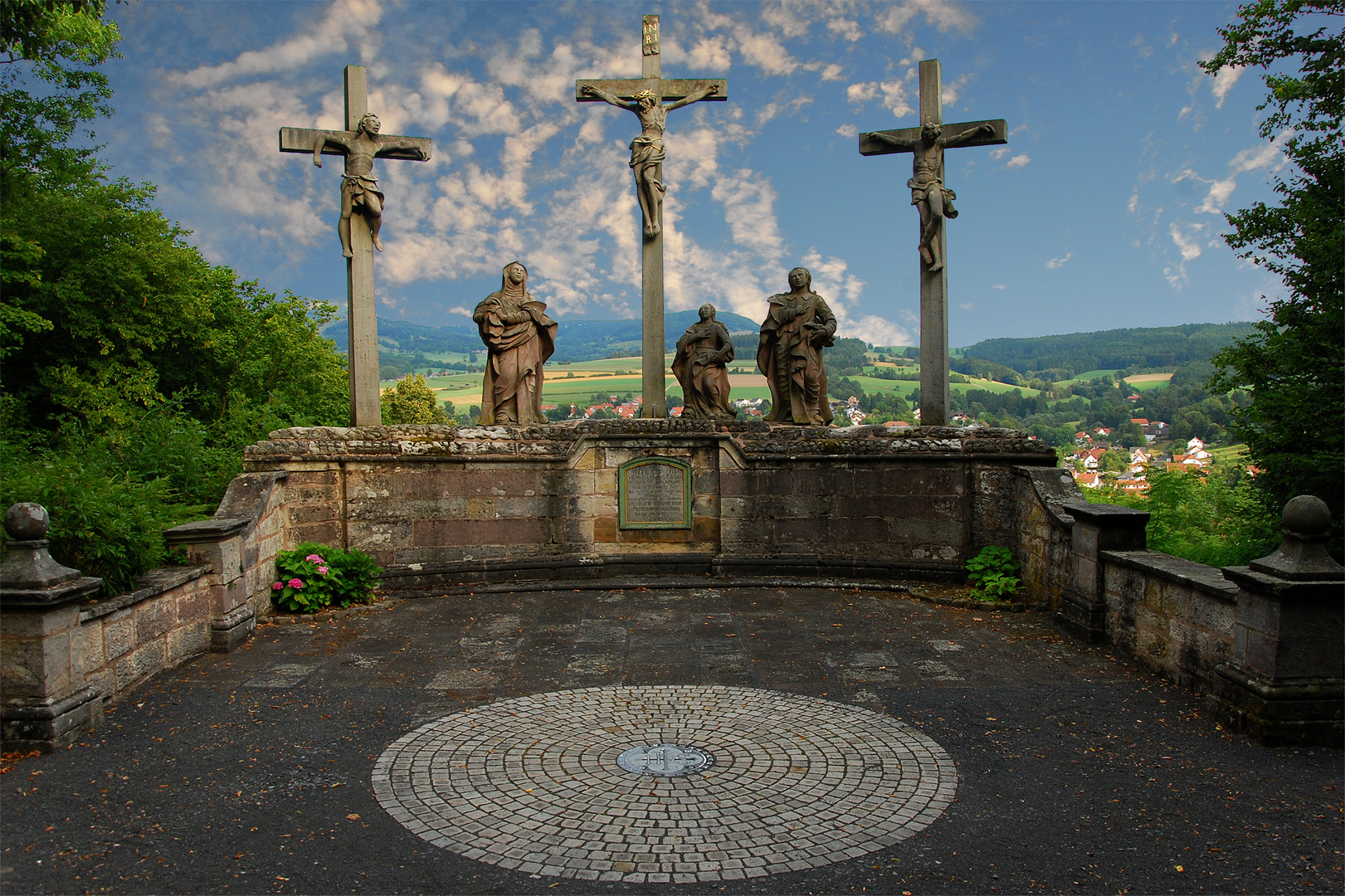 Kreuzigungsgruppe am Stein Popppenhausen