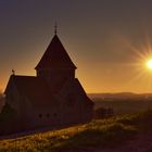 Kreuzkapelle bei Gau-Bickelheim in der Abendsonne